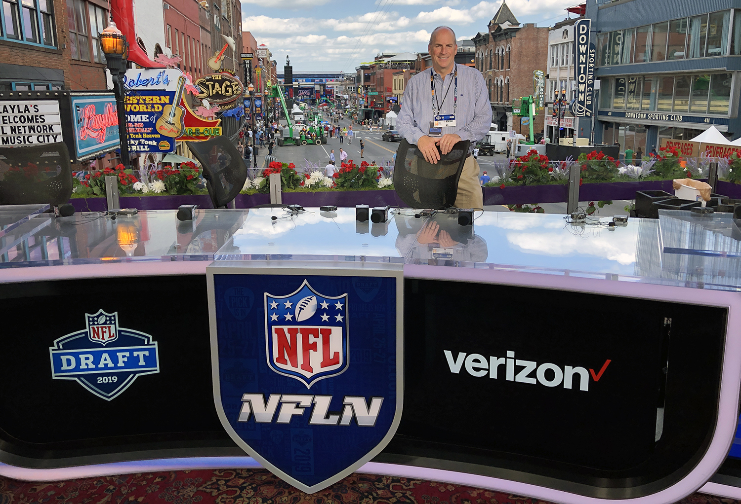 Live From the NFL Draft: NFL Media Gets into Honky-Tonk Groove With Massive  Operation in Nashville