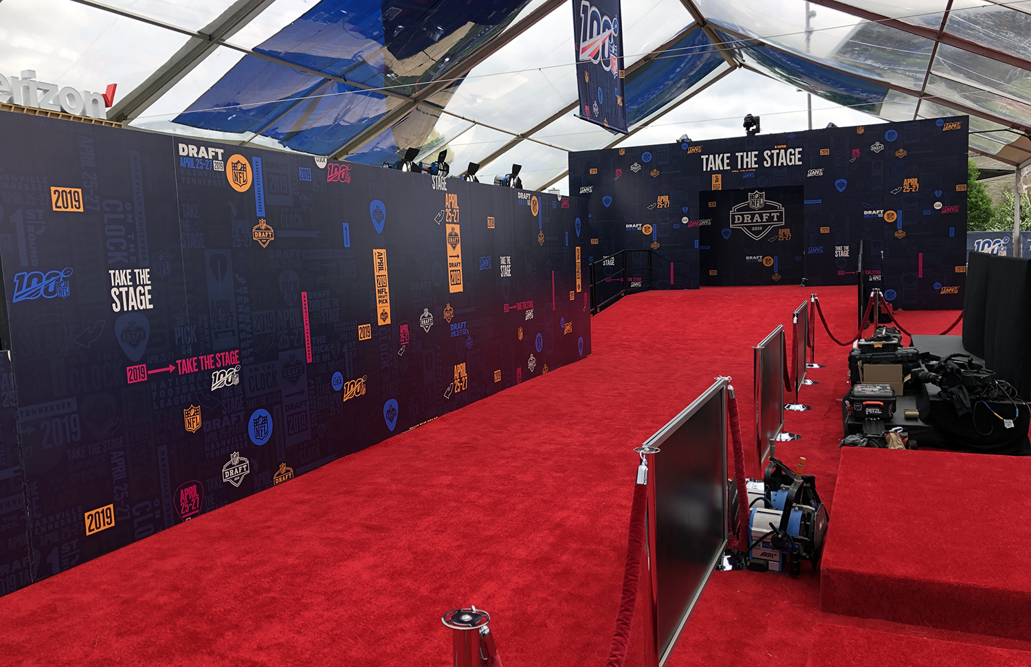 Check Out the NFL Draft Red Carpet Stage in Las Vegas – NBC Bay Area