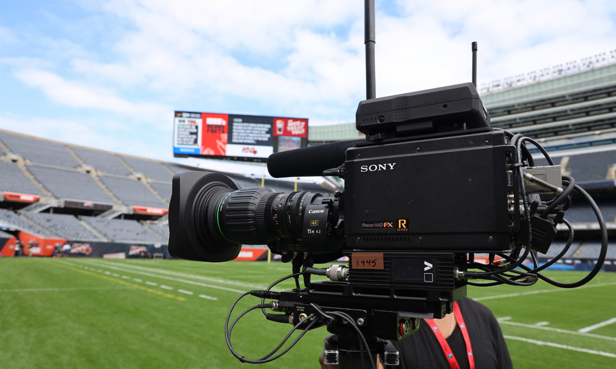 NFL Kickoff 2019: NBC Debuts New Canon Lens for Opener, Plans More Dual  Skycams for SNF