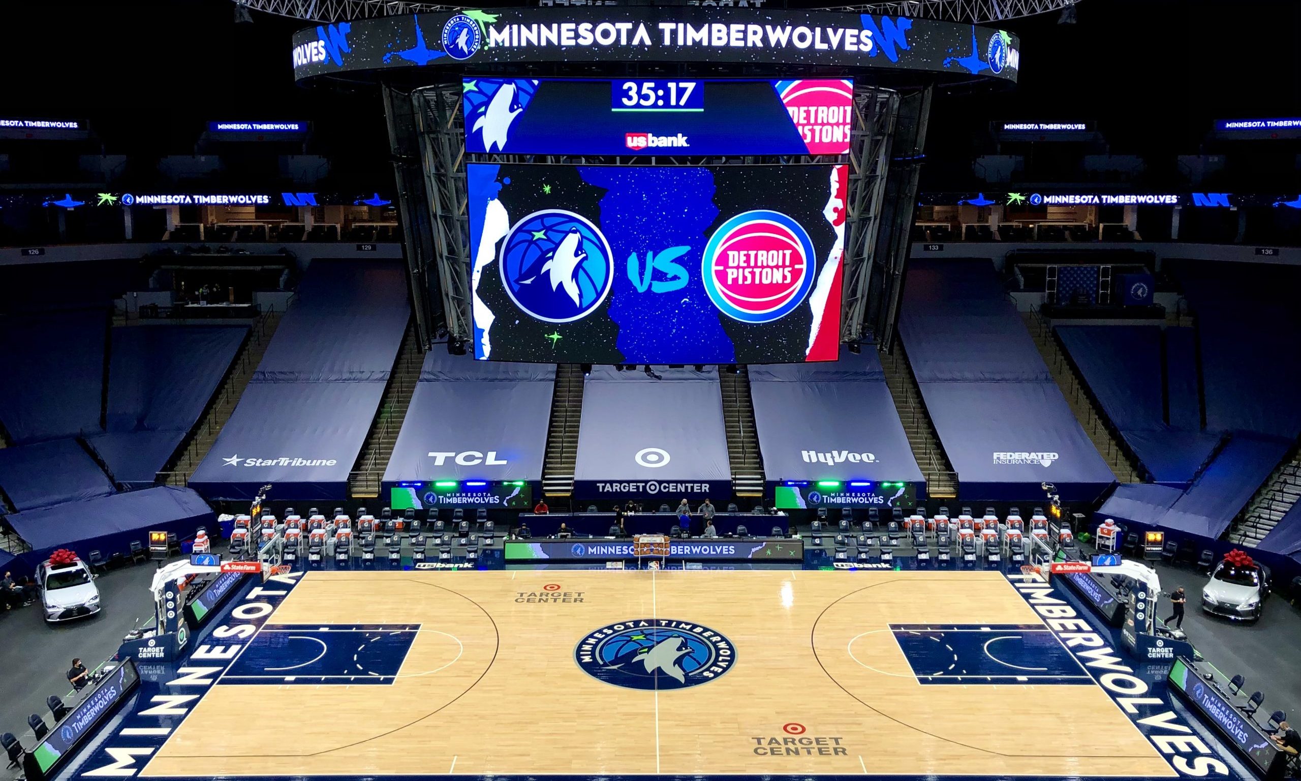 On the Hardwood Minnesota Timberwolves Feature OnCourt Media Day With