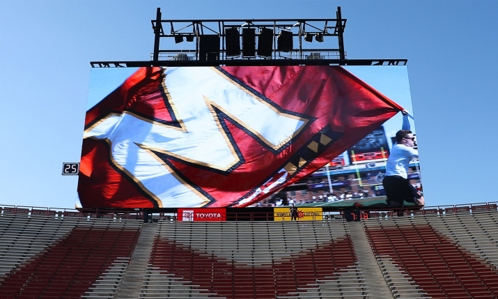 University of Maryland Debuts Giant Football Videoboard, Christens ...