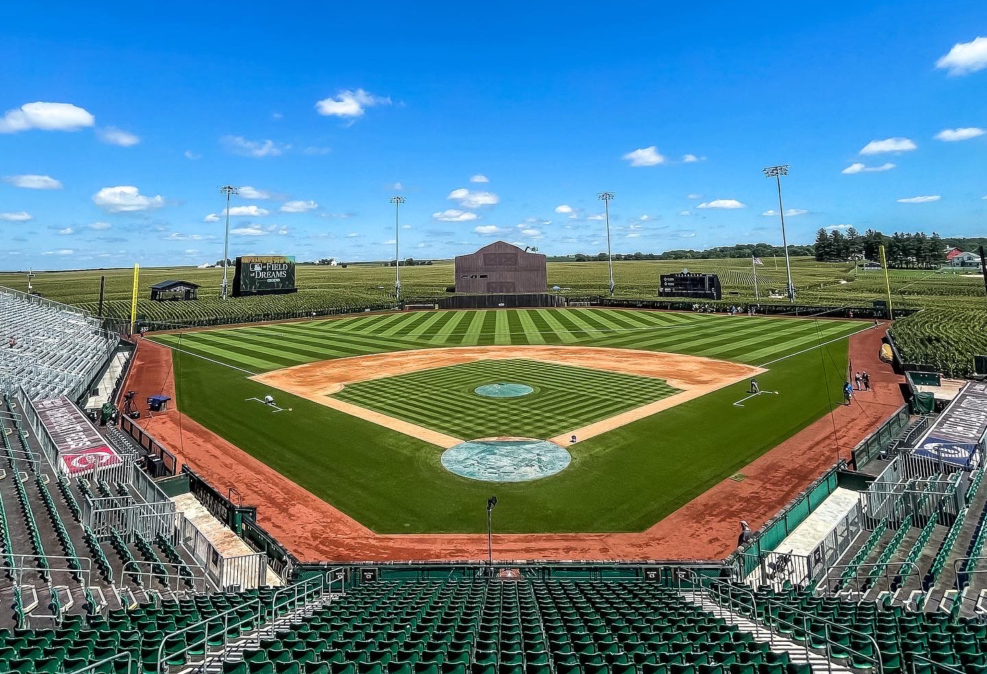 Live From MLB at Field of Dreams: Fox Sports Returns to Iowa for Cinematic  Feast for the Eyes