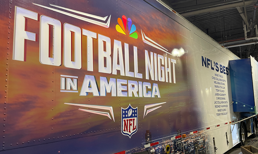 NBCUNIVERSAL SURROUNDS 2022 NFL KICKOFF - NBC Sports PressboxNBC Sports  Pressbox